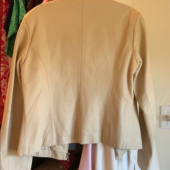 Soft as butter leather Ann Taylor jacket - Picture 3 of 4